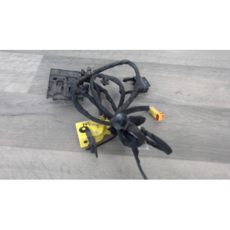Attache ceinture avant gauche RENAULT LAGUNA 3 PHASE 1 BREAK d’occasion