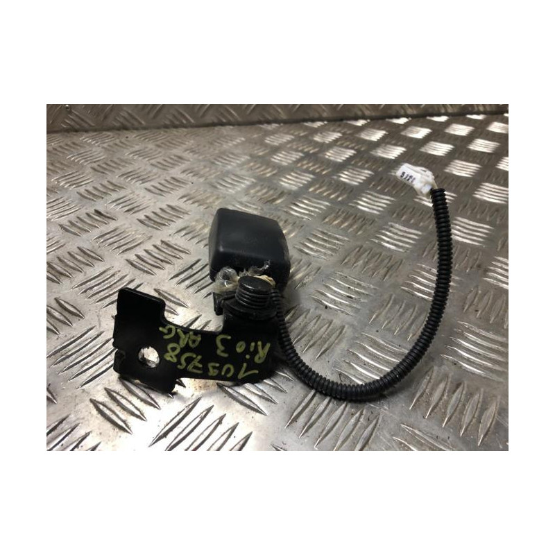 Attache ceinture arriere gauche KIA RIO 3 PHASE 2 d’occasion