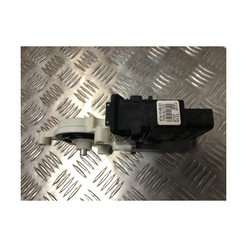 Moteur leve vitre arriere droit VOLKSWAGEN GOLF 4 d’occasion