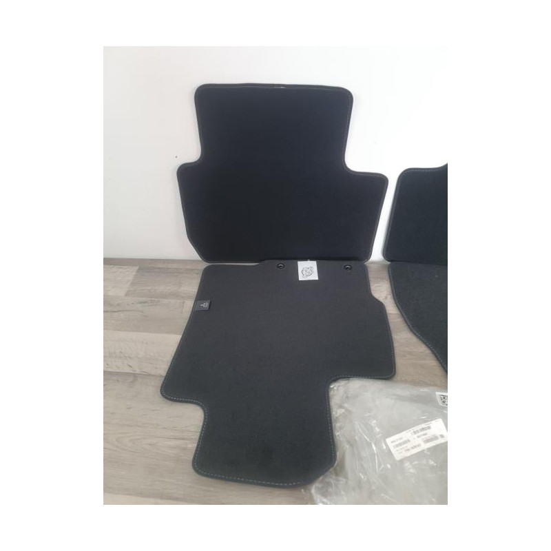Tapis de sol MITSUBISHI OUTLANDER 3 d’occasion