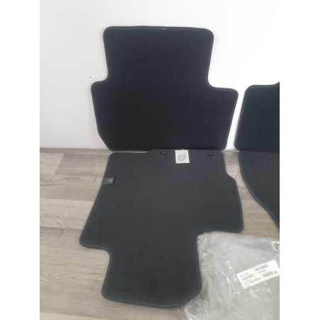 Tapis de sol MITSUBISHI OUTLANDER 3 d’occasion