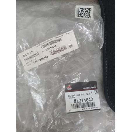 Tapis de sol MITSUBISHI OUTLANDER 3 d’occasion