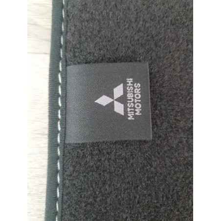 Tapis de sol MITSUBISHI OUTLANDER 3 d’occasion
