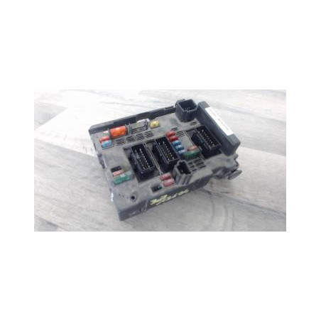 Boitier servitude moteur (BSM) PEUGEOT 307 PHASE 1 d’occasion
