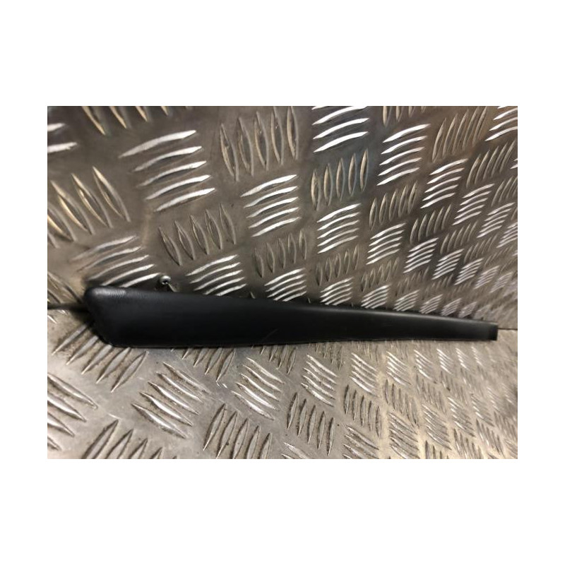 Baguette de porte arriere droite VOLKSWAGEN GOLF 4 d’occasion