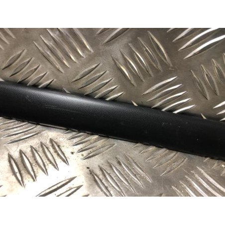 Baguette de porte arriere droite VOLKSWAGEN GOLF 4 d’occasion