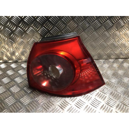 Feu arriere principal droit (feux) VOLKSWAGEN GOLF 5 d’occasion