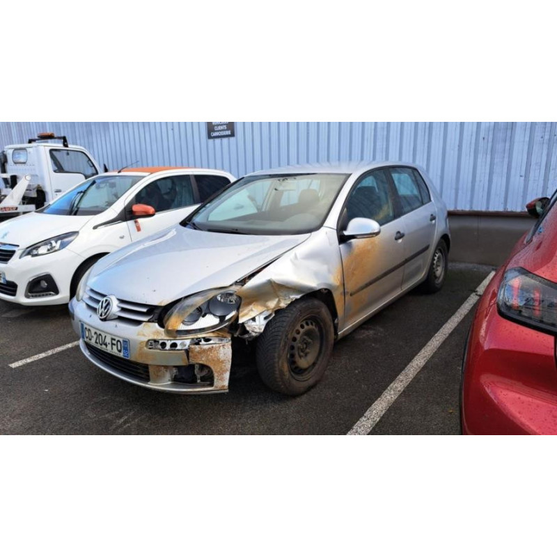 Platine feu arriere gauche VOLKSWAGEN GOLF 5 d’occasion