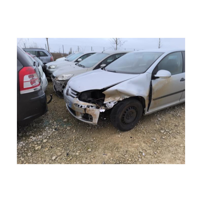 Platine feu arriere gauche VOLKSWAGEN GOLF 5 d’occasion