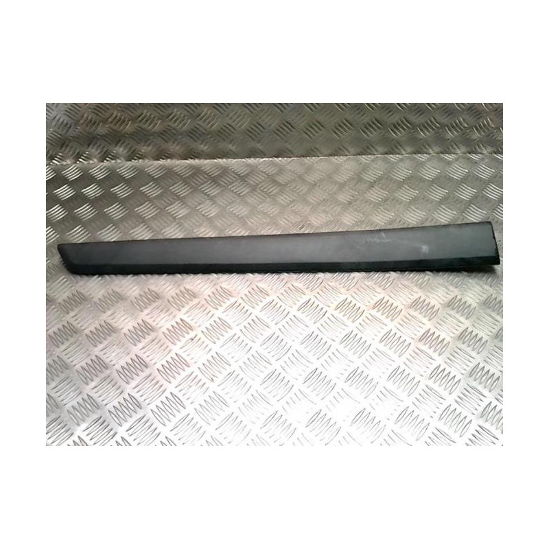 Baguette de porte avant gauche RENAULT KANGOO 2 PHASE 1 d’occasion