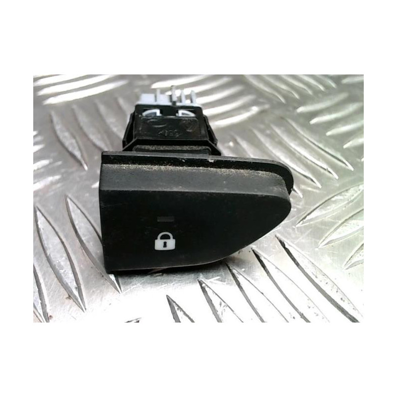 Commande de fermeture centralisee DACIA DUSTER 1 PHASE 2 d’occasion