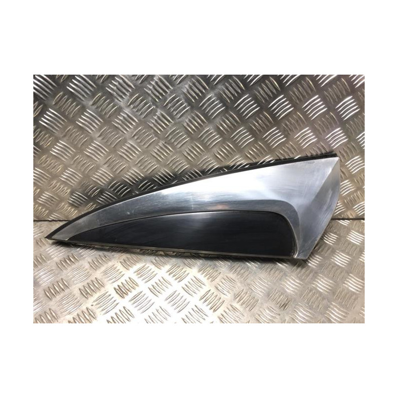 Baguette d'aile arrière gauche CITROEN C4 PICASSO 2 PHASE 1 d’occasion