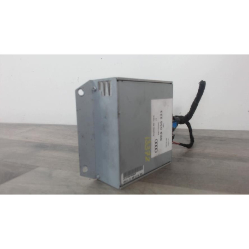 Amplificateur audio AUDI A4 2 AVANT PHASE 1 BREAK d’occasion
