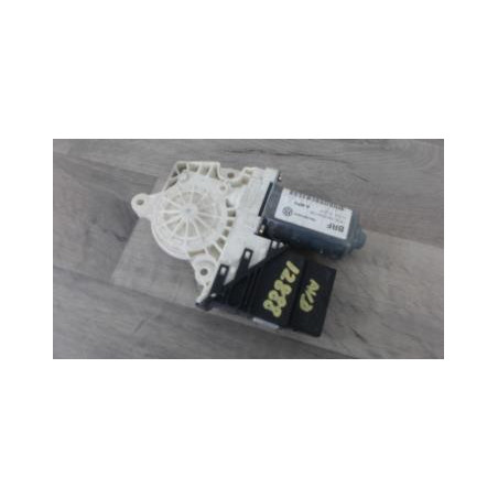 Moteur leve vitre avant droit VOLKSWAGEN TOURAN 1 PHASE 1 d’occasion