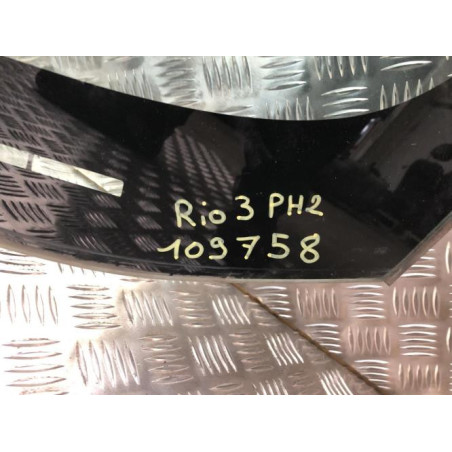 Pare brise KIA RIO 3 PHASE 2 d’occasion