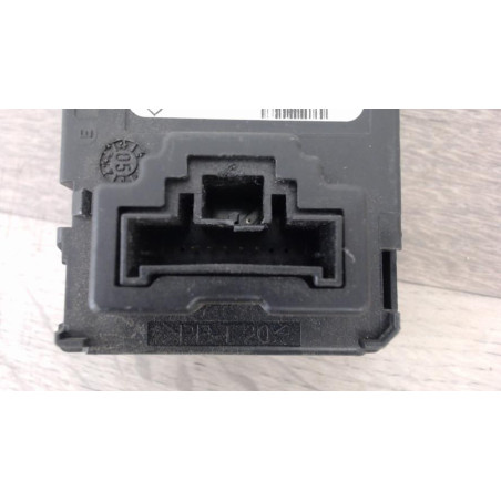 Lecteur de carte (neiman) RENAULT SCENIC 2 PHASE 1 d’occasion