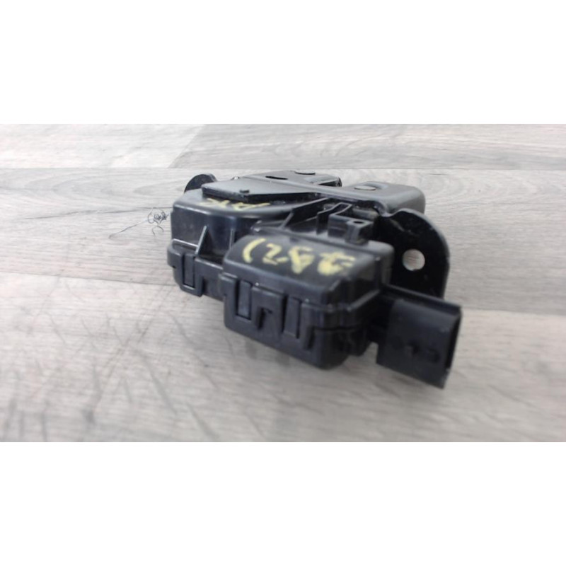 Serrure de coffre RENAULT MEGANE 3 PHASE 2 d’occasion