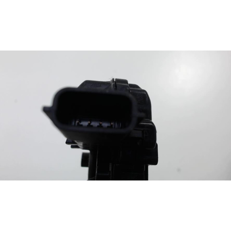 Serrure de coffre RENAULT MEGANE 3 PHASE 2 d’occasion