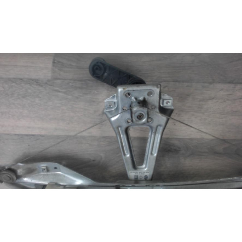 Leve vitre mecanique arriere gauche RENAULT CLIO 3 PHASE 2 d’occasion