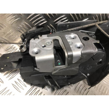 Serrure avant gauche FORD GRAND C-MAX 2 PHASE 1 d’occasion