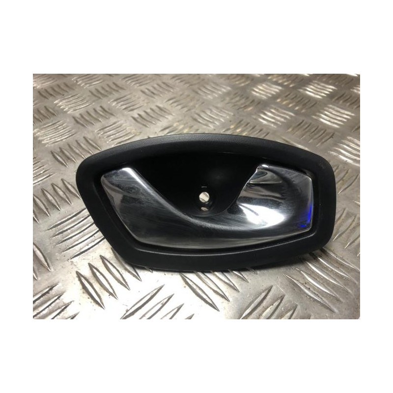 Poignee interieur avant droit RENAULT SCENIC 3 PHASE 2 d’occasion