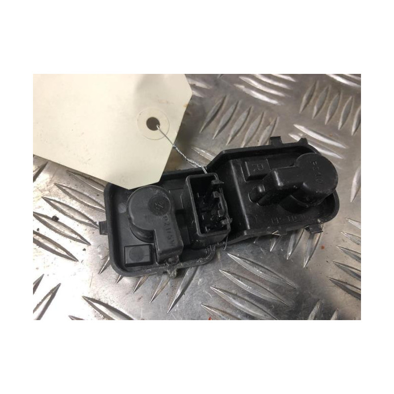 Platine feu arriere droit FORD GRAND C-MAX 2 PHASE 1 d’occasion