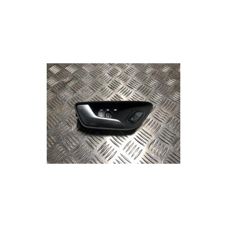 Poignee interieur avant gauche FORD FIESTA 7 PHASE 1 d’occasion