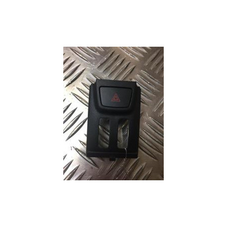 Bouton de warning FORD FIESTA 7 PHASE 1 d’occasion
