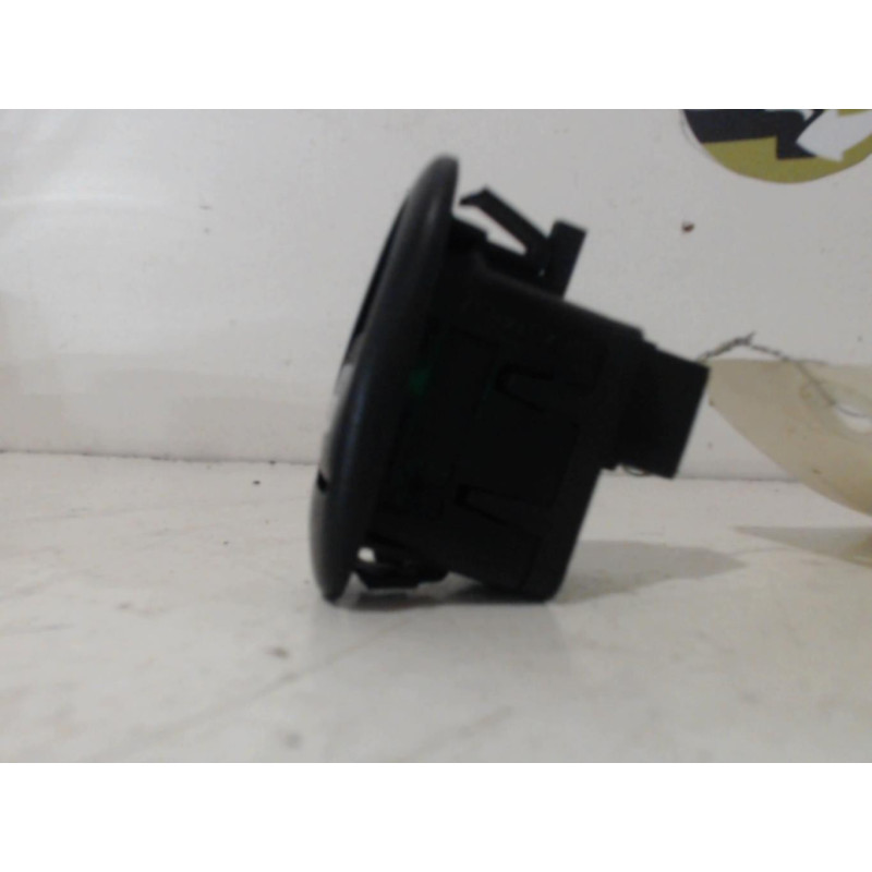 Interrupteur de leve vitre avant gauche CITROEN C2 PHASE 1 d’occasion