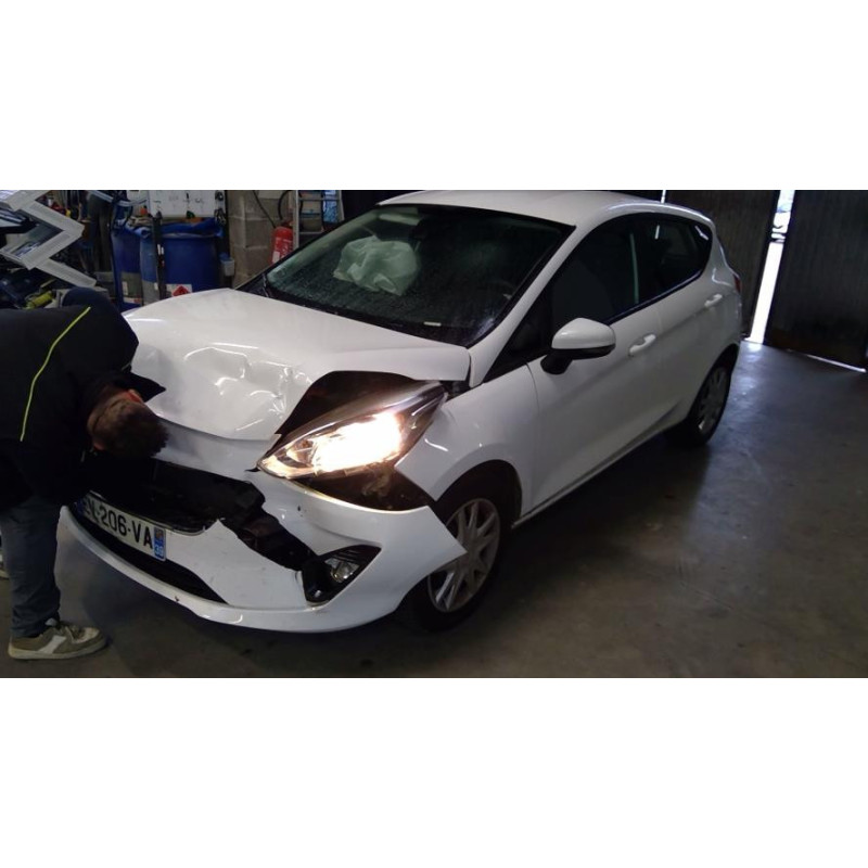 Poignee interieur avant droit FORD FIESTA 7 PHASE 1 d’occasion