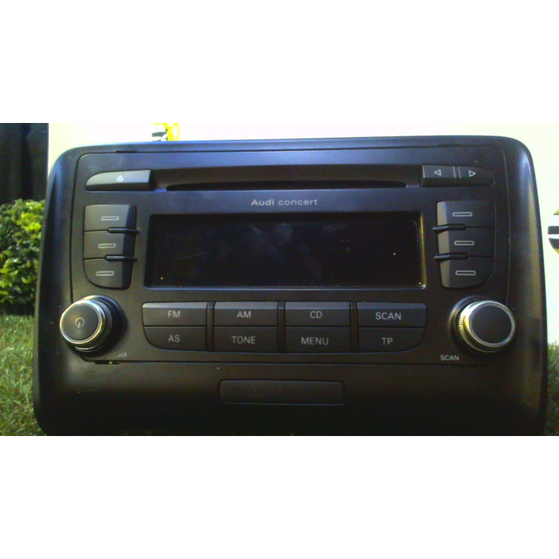 Autoradio d'origine AUDI TT 2 COUPE PHASE 1 d’occasion
