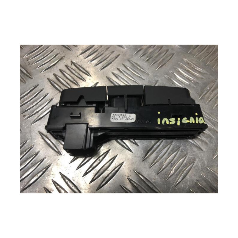 Bouton de warning OPEL INSIGNIA 1 PHASE 1 BREAK d’occasion