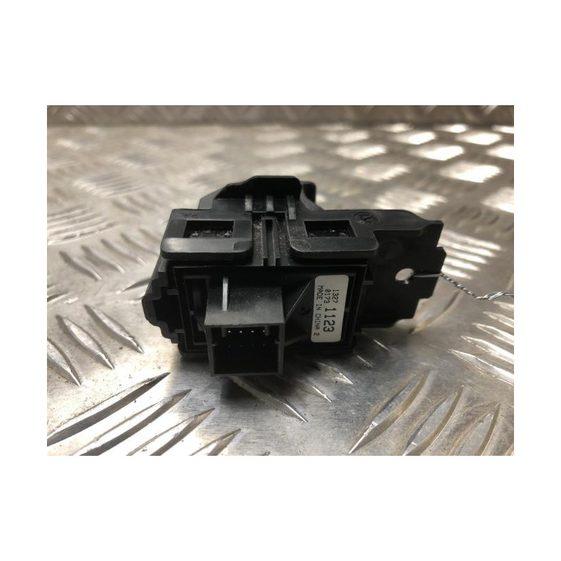 Poignee electrique frein a main OPEL INSIGNIA 1 PHASE 1 BREAK d’occasion