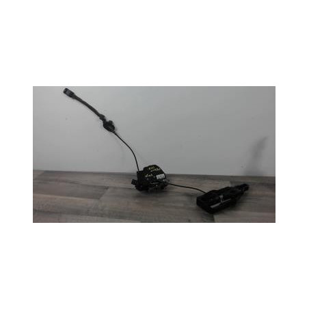 Serrure avant gauche RENAULT CLIO 4 PHASE 1 d’occasion
