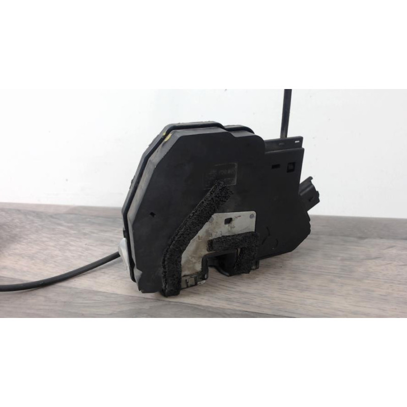 Serrure avant gauche RENAULT CLIO 4 PHASE 1 d’occasion