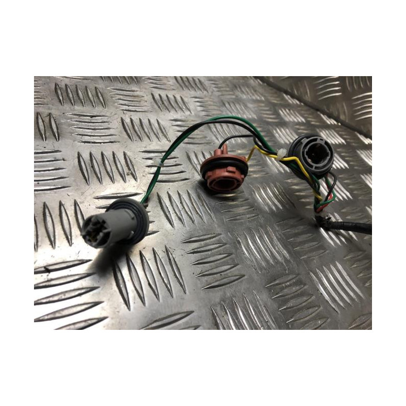 Platine feu arriere droit KIA PICANTO 3 d’occasion