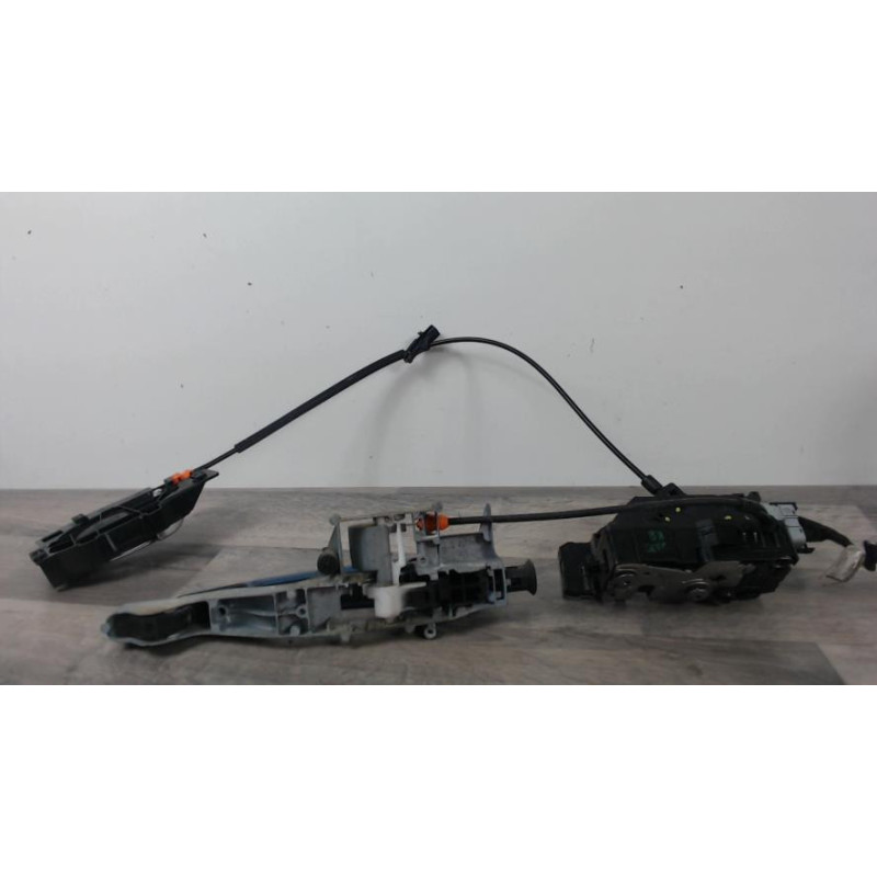Serrure arriere droit CITROEN C4 PICASSO 1 d’occasion