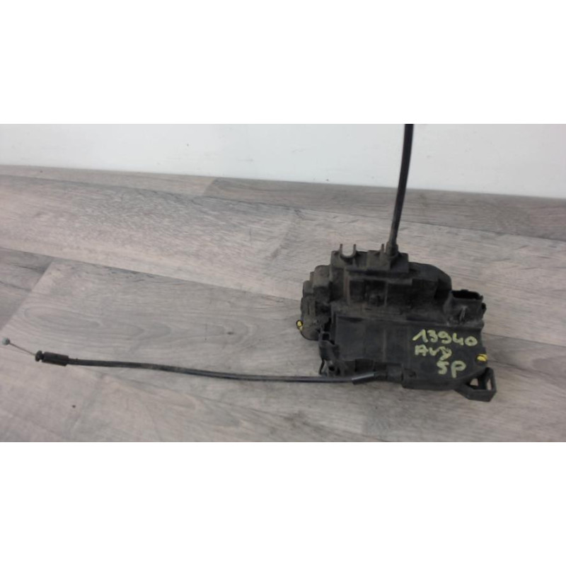 Serrure avant droit RENAULT CLIO 3 PHASE 2 d’occasion