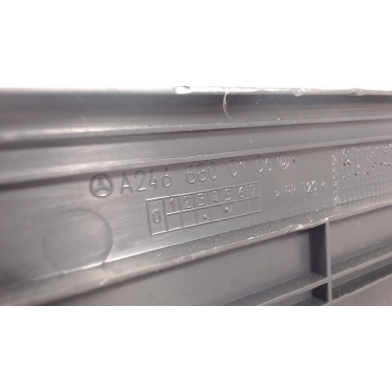 Marche pieds MERCEDES CLASSE A 176 PHASE 1 d’occasion