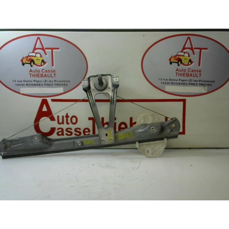 Leve vitre mecanique arriere droit RENAULT CLIO II PHASE 1 d’occasion