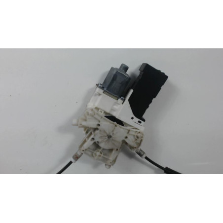 Leve vitre electrique avant droit PEUGEOT 407 PHASE 1 d’occasion