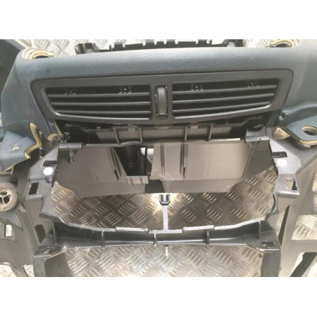 Tableau de bord FORD GRAND C-MAX 2 PHASE 1 d’occasion