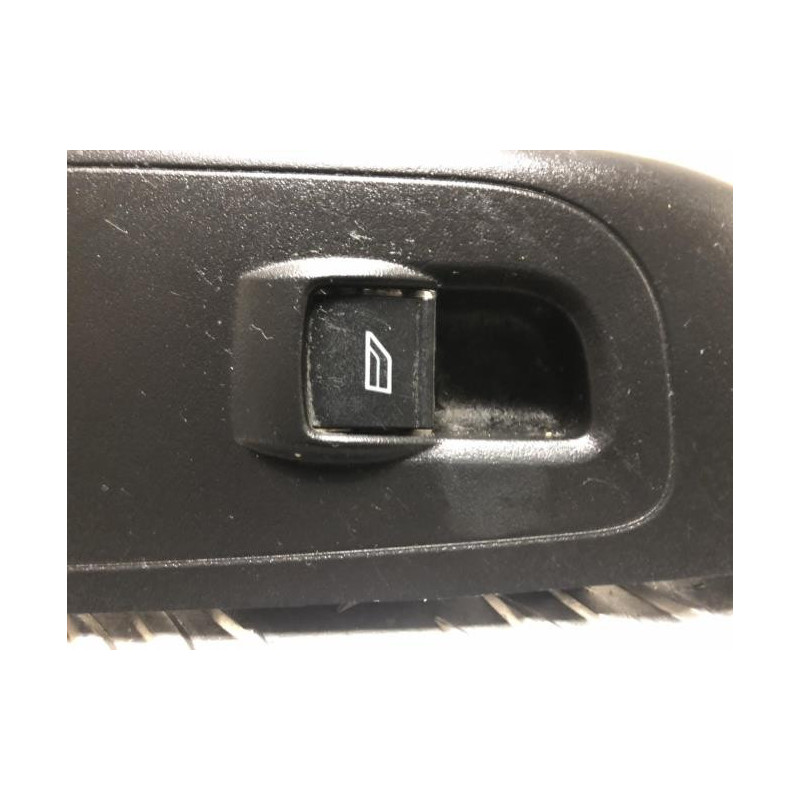 Interrupteur de leve vitre avant droit FORD TRANSIT COURIER PHASE 1 d’occasion