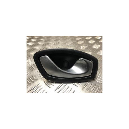 Poignee interieur arriere droit RENAULT CLIO 4 PHASE 2 d’occasion