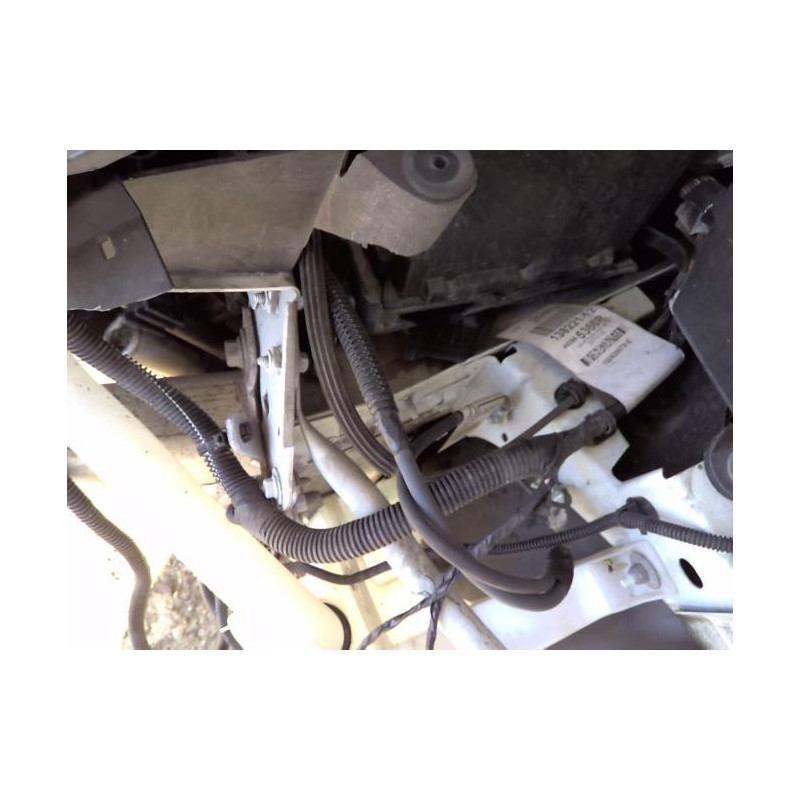 Poignee interieur arriere droit RENAULT CLIO 4 PHASE 2 d’occasion