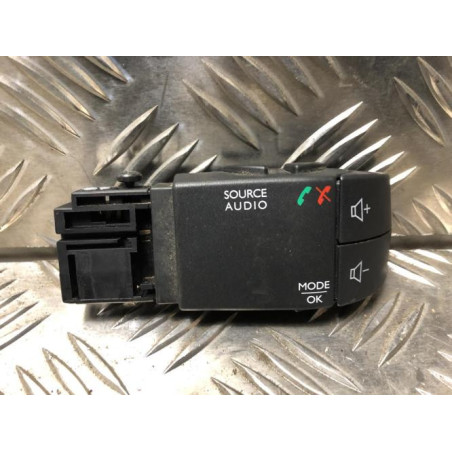 Commande autoradio DACIA LOGAN MCV 2 PHASE 2 BREAK d’occasion