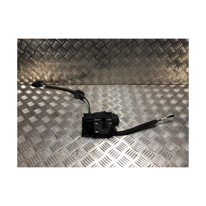 Serrure arriere droit RENAULT CLIO 4 PHASE 2 d’occasion