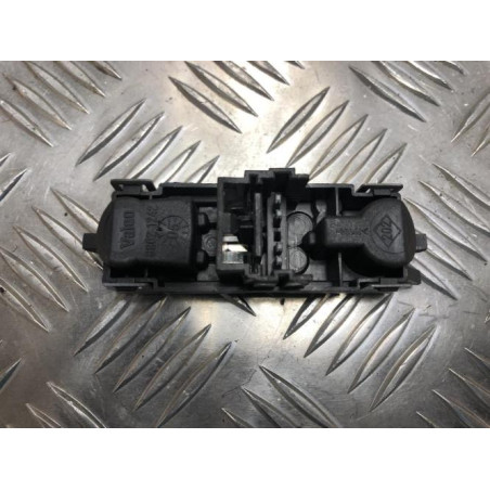 Platine feu arriere droit RENAULT VEL SATIS PHASE 2 d’occasion