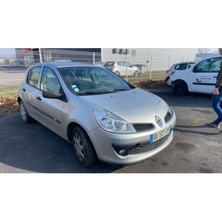 Interrupteur de leve vitre avant gauche RENAULT CLIO 3 PHASE 1 d’occasion