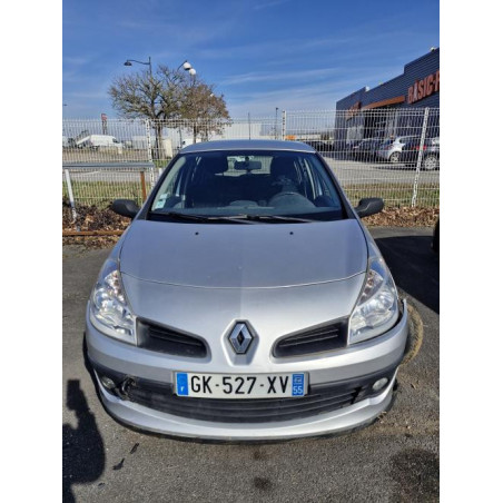 Interrupteur de leve vitre avant gauche RENAULT CLIO 3 PHASE 1 d’occasion